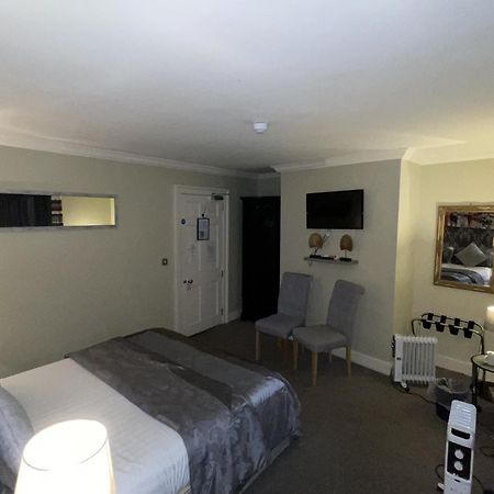 The Commercial Bar & Hotel Chester Quarto foto