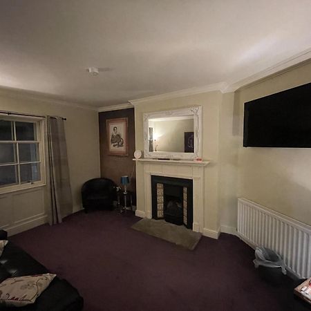 The Commercial Bar & Hotel Chester Quarto foto
